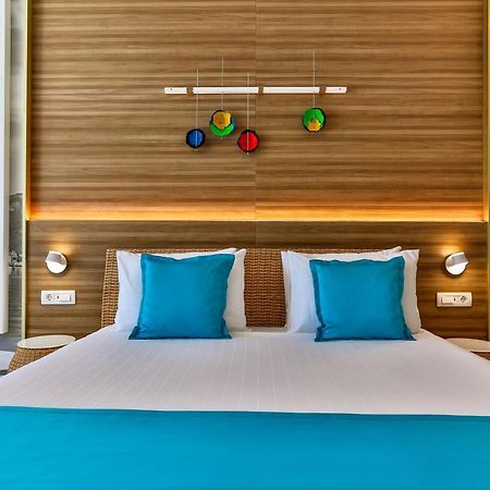 Carine Hotel Kumbor Superior تْشيرسيك نوفي المظهر الخارجي الصورة