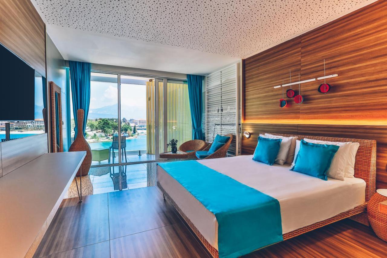 Carine Hotel Kumbor Superior تْشيرسيك نوفي المظهر الخارجي الصورة